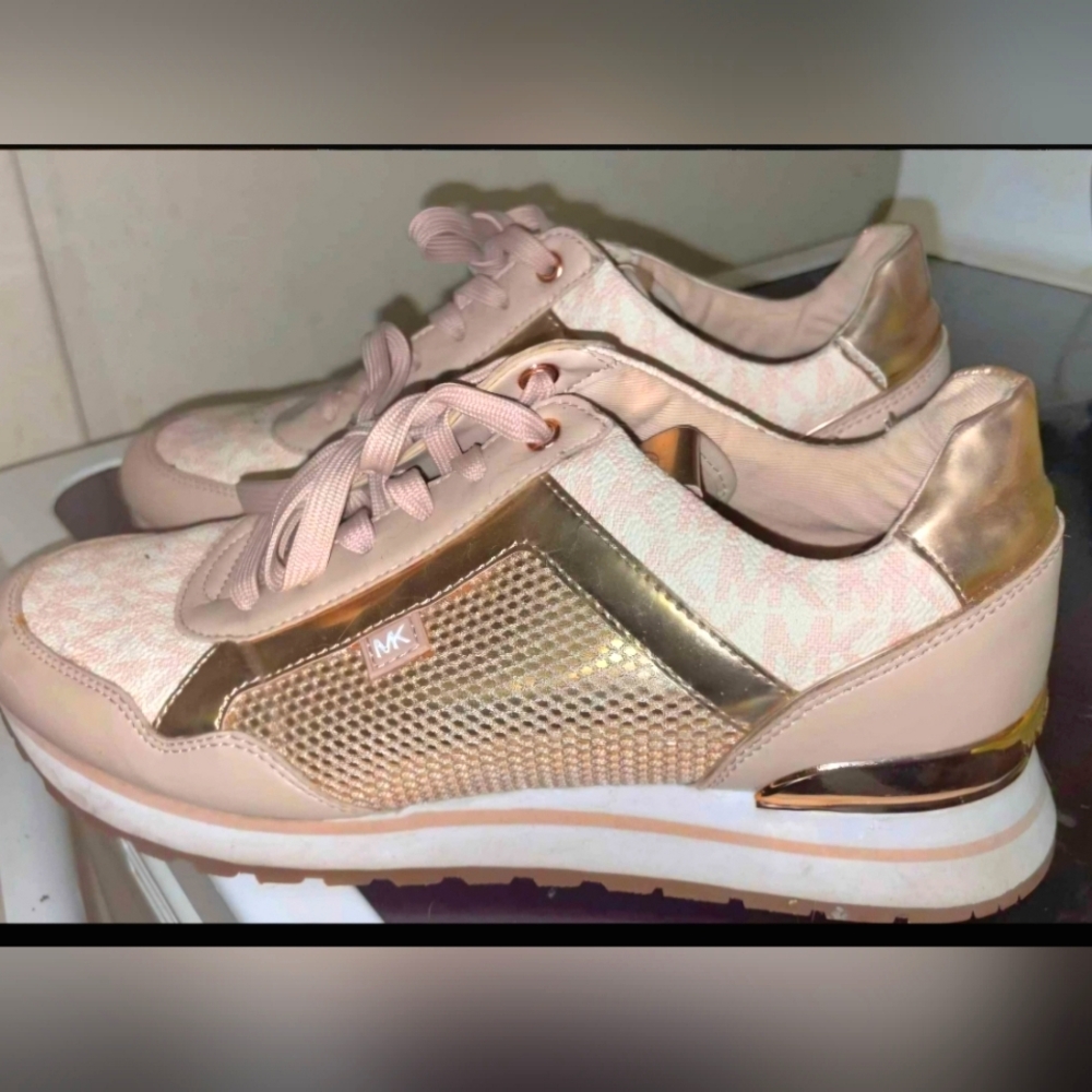 Michael Kors sneakers - Picture 1 of 1